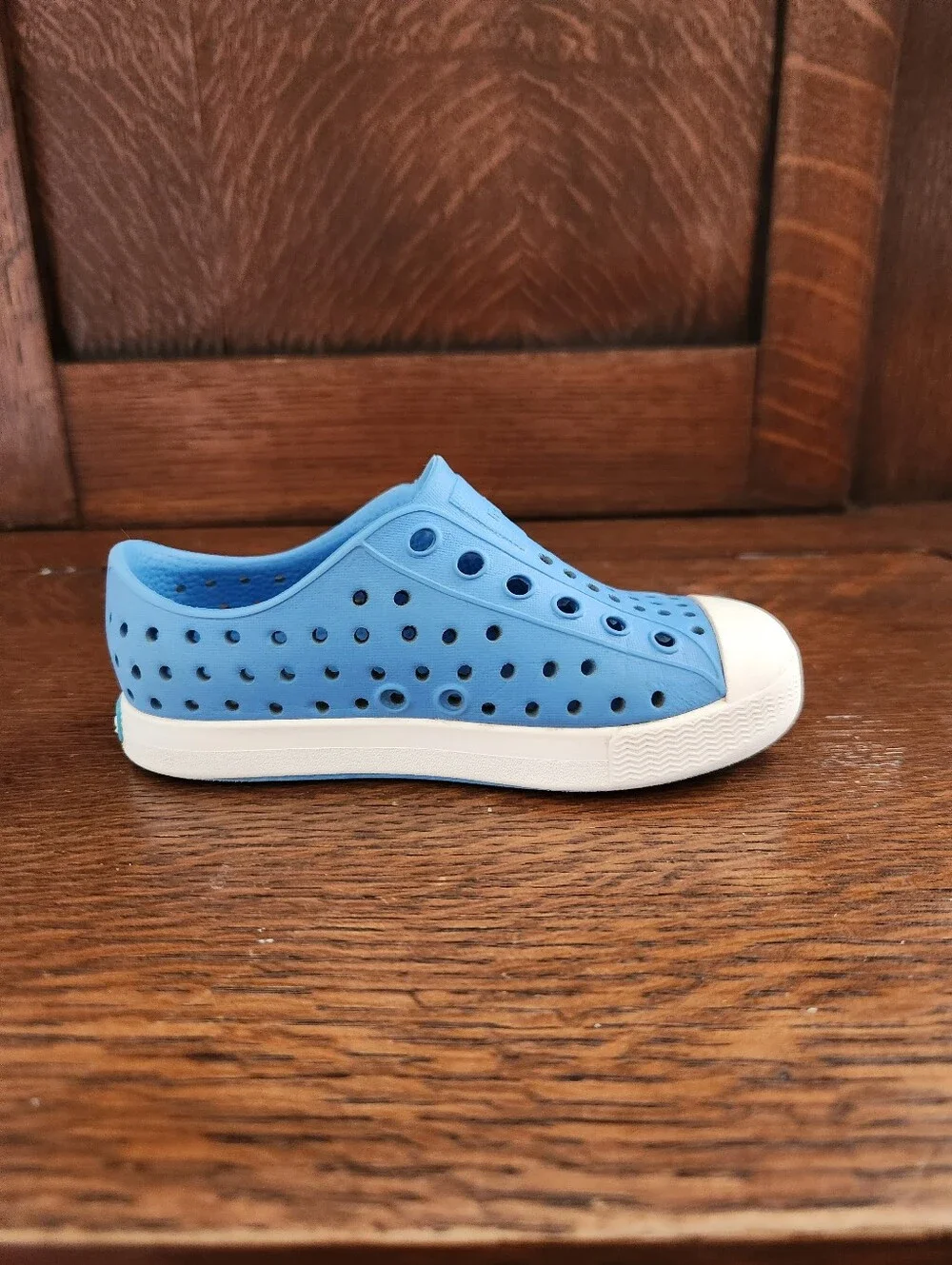 native Shoes Size 7 Toddler